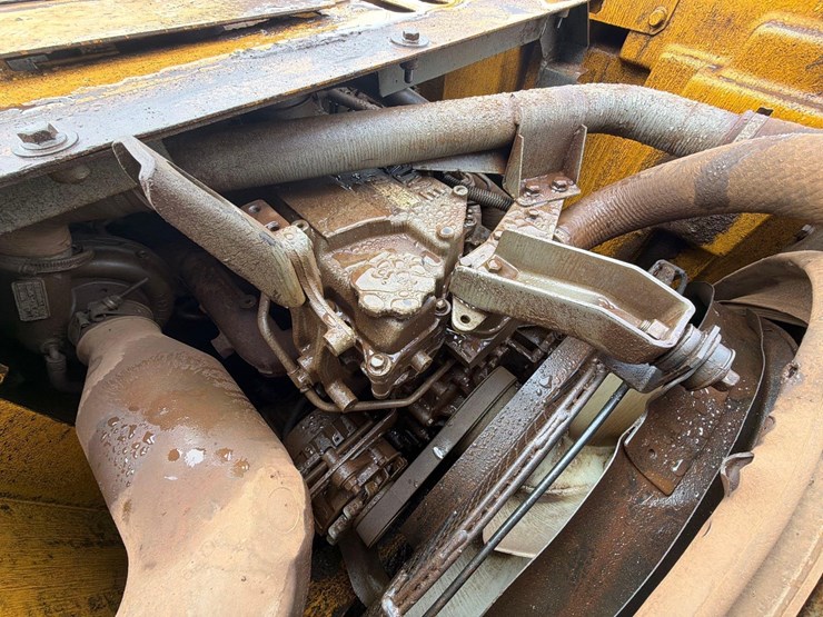 deere-225d-lc-image-25