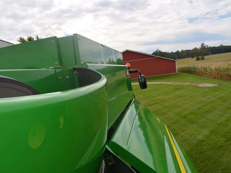 2012-john-deere-s550-image-72