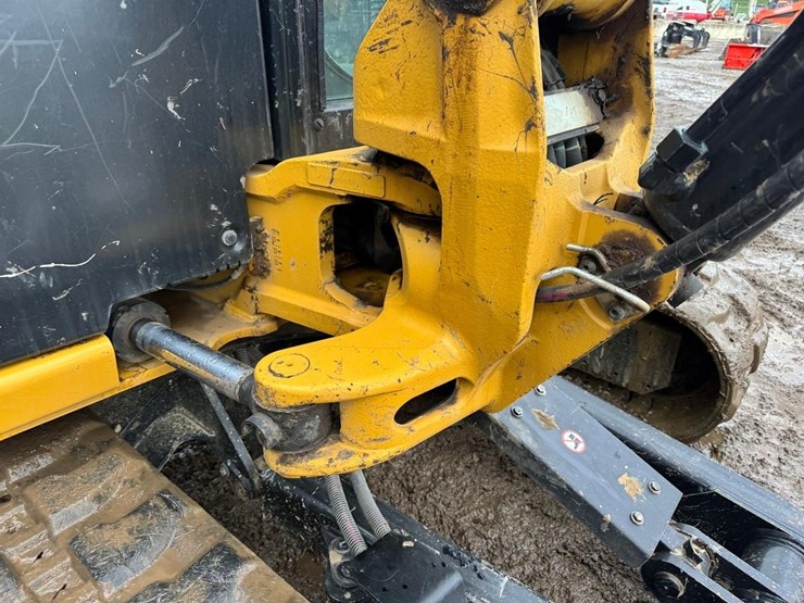 2022-caterpillar-305cr-image-13
