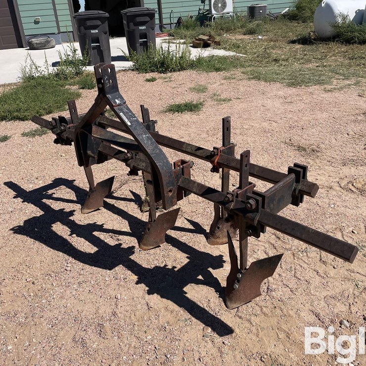 3-Pt Cultivator
