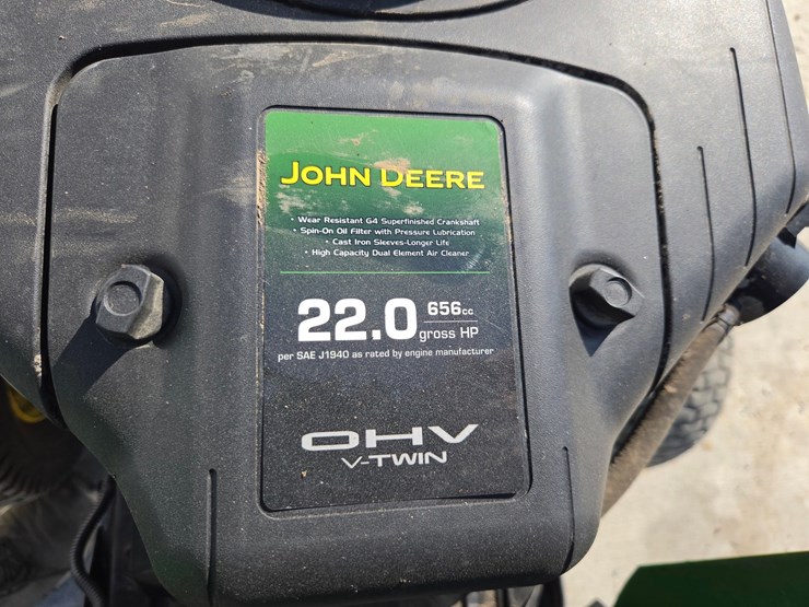 2013-john-deere-d130-image-26