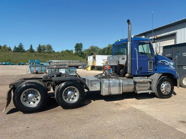 2014-mack-cxu613-image-3