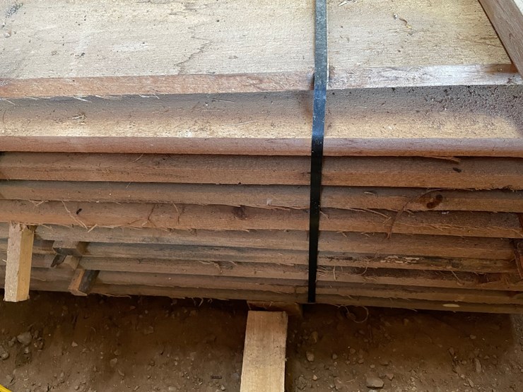 #1661-•-bundle-of-pine-boards-image-4