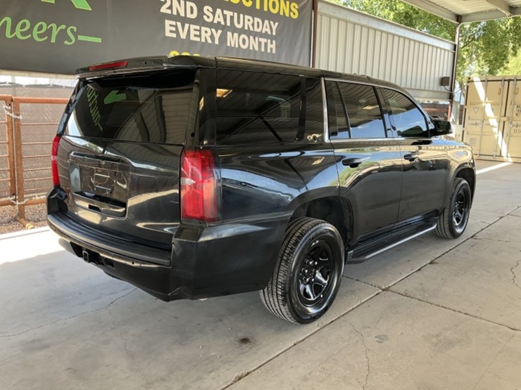 2019-chevrolet-tahoe-image-7