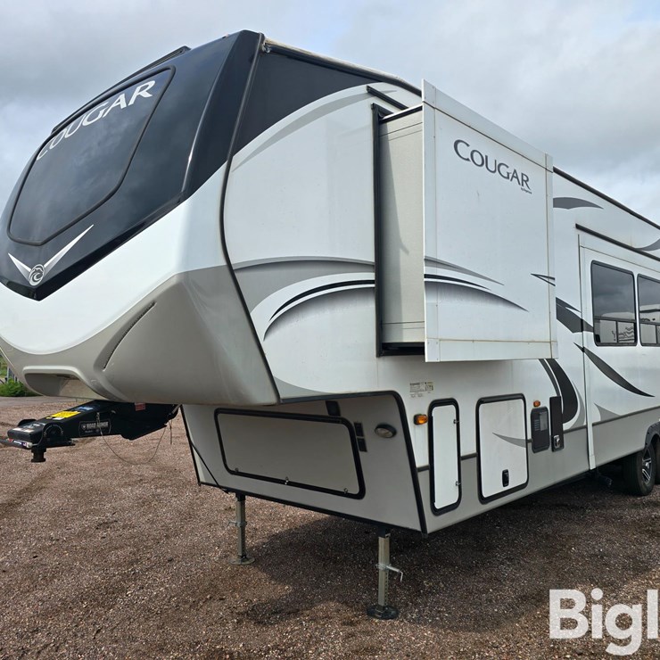 2021 Keystone Cougar 364BHL 5th Wheel Camper