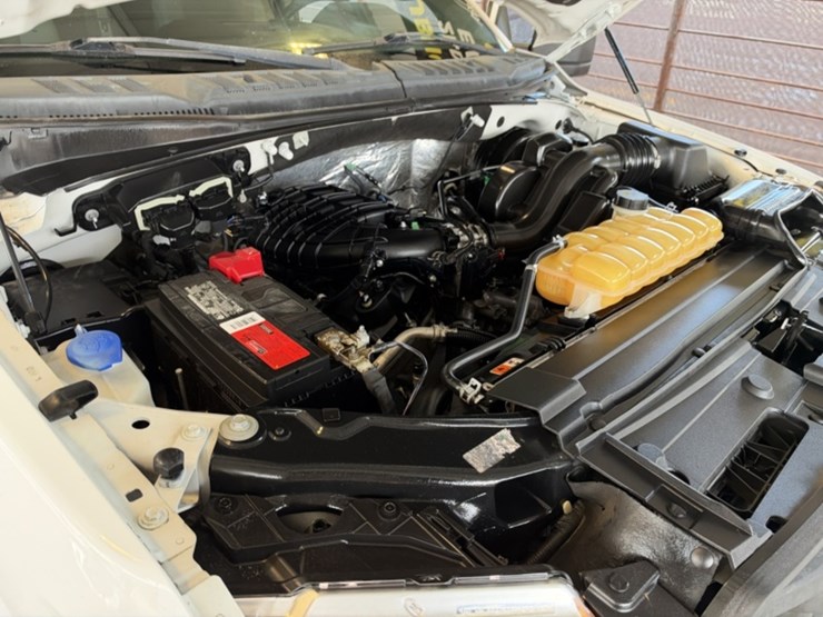 2017-ford-f150-image-14