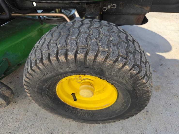 2013-john-deere-d130-image-34