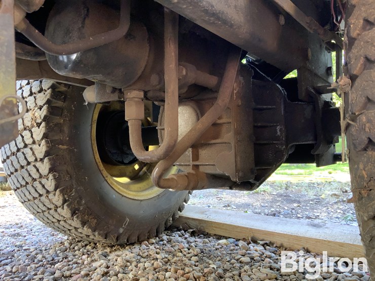 john-deere-317-image-15