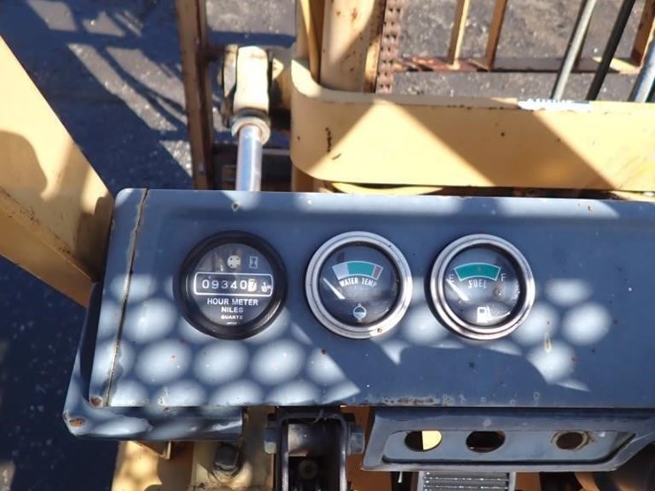 komatsu-fg20st4-forklift-image-21