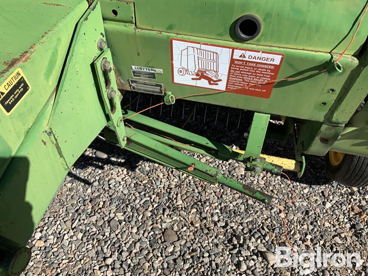 1992-john-deere-535-image-9