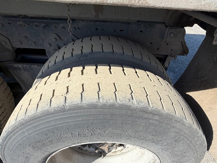 #2532-•-kenworth-w928-tandem-axle-dump-truck-image-68