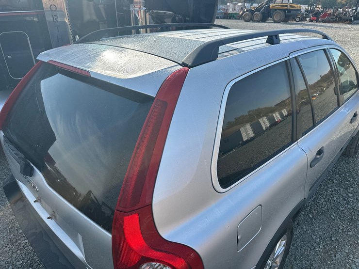 2004-volvo-xc90-image-13