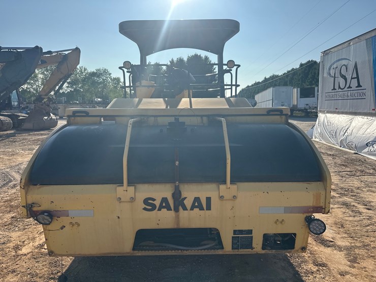 #2410-•-2015-sakia-sw880-double-drum-smooth-roller-compactor-image-8
