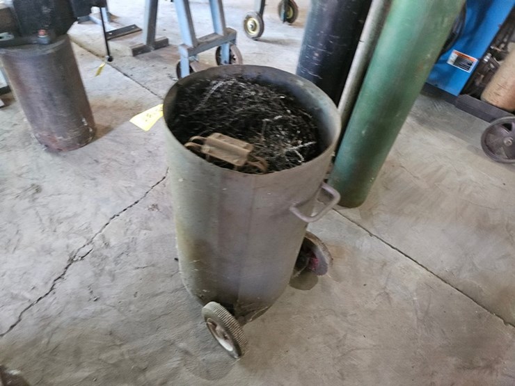 #8787-•-sand-blast-pot-scrap-bin-image-2
