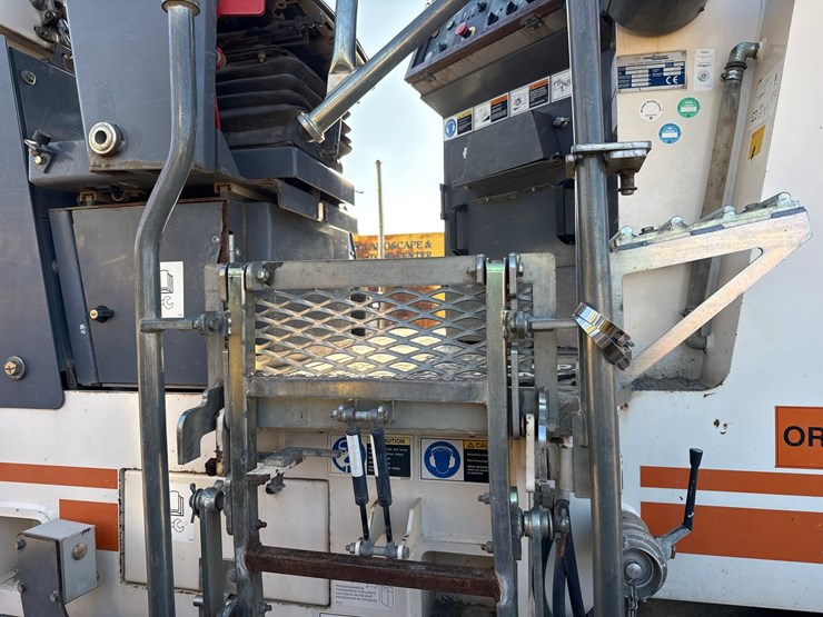 2009-wirtgen-w150-image-69