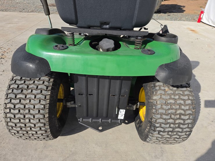2013-john-deere-d130-image-17