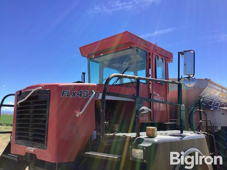 case-ih-flx4330-image-11