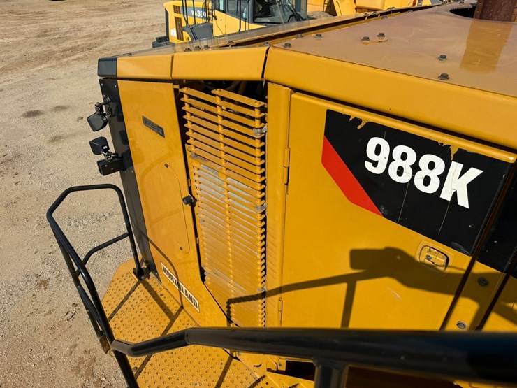 2017-caterpillar-988k-image-109