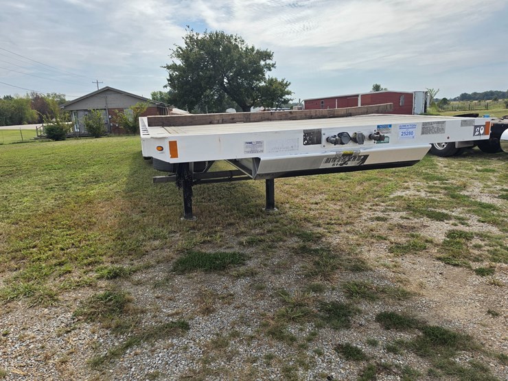 2023-fontaine-flat-bed-trailer-image-18