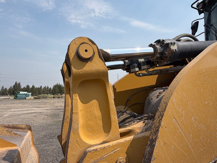 2018-caterpillar-980m-image-14