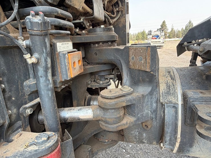 2016-komatsu-hm400-5-image-86