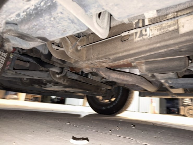 2012-chevrolet-tahoe-image-26