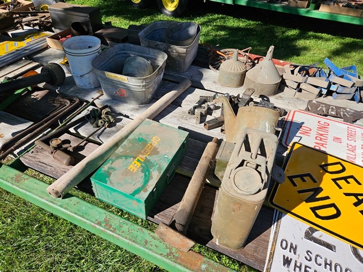 #8000-•-live-on-the-ground-only-items-image-69