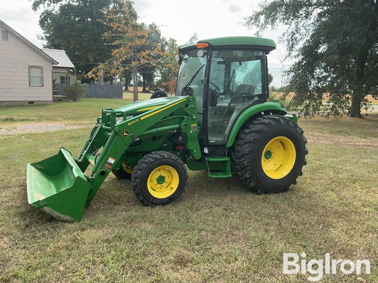 2022-john-deere-4044r-image-8