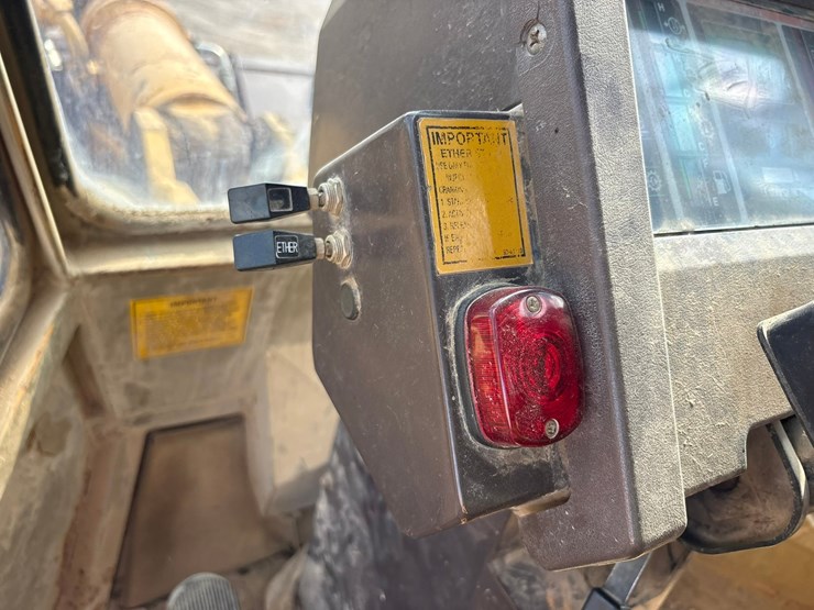 komatsu-wa500-1le-image-94