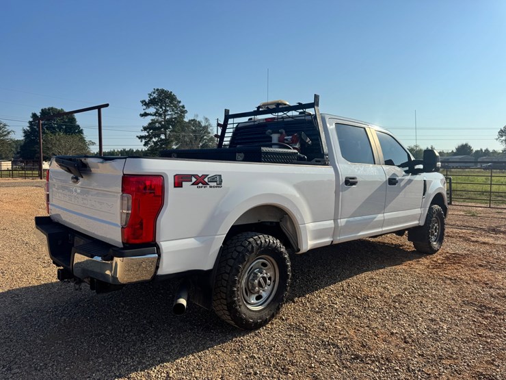 2020-ford-f250-xl-image-8