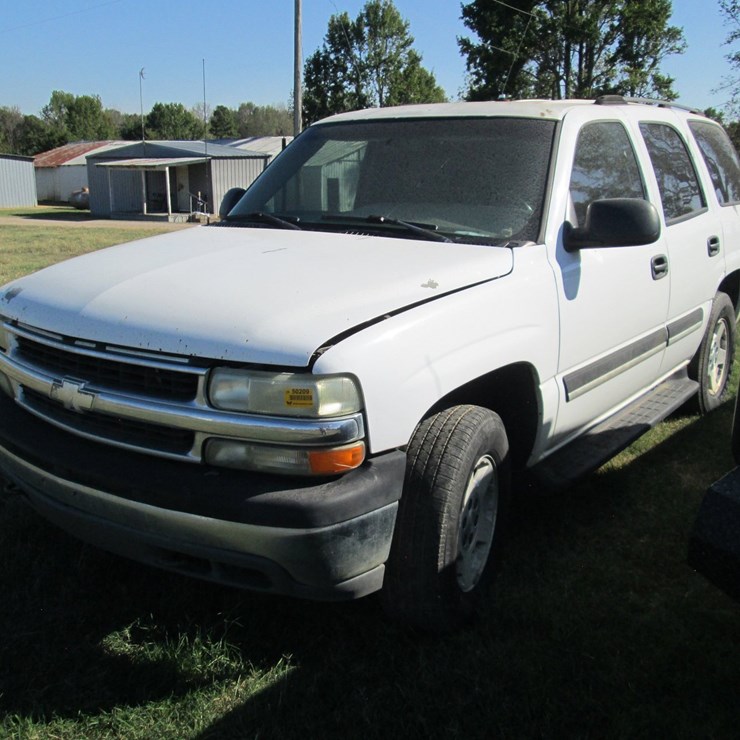 2004 CHEVROLET TAHOE