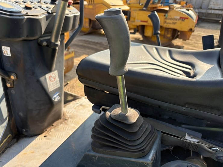2012-bomag-bw120ad-4-image-23