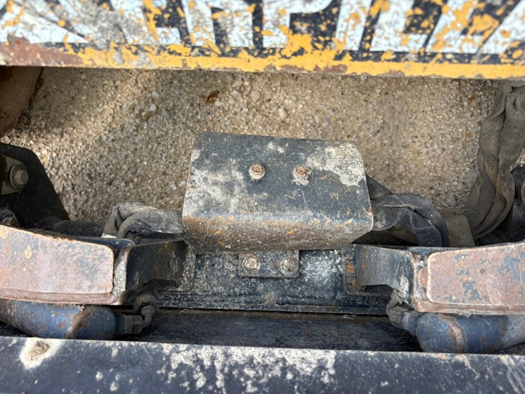 #2480-•-2011-caterplillar-289c-tracked-skid-steer-image-19