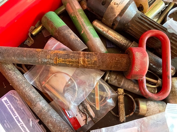 #5516-•-drawer-of-shop-tools-image-12