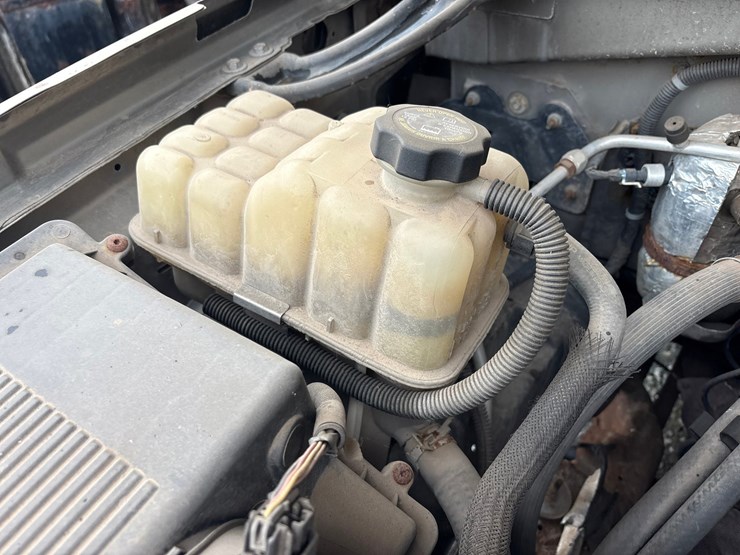 2003-chevrolet-2500-image-27