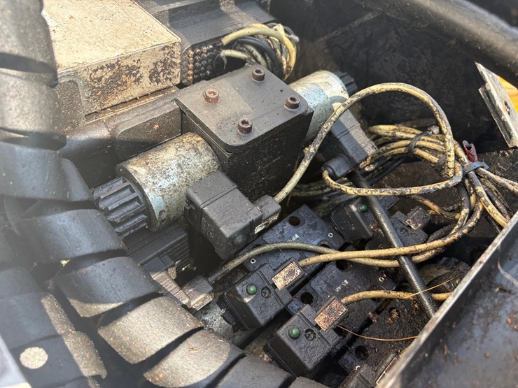 #2937-•-john-deere-h290-processing-head-image-9
