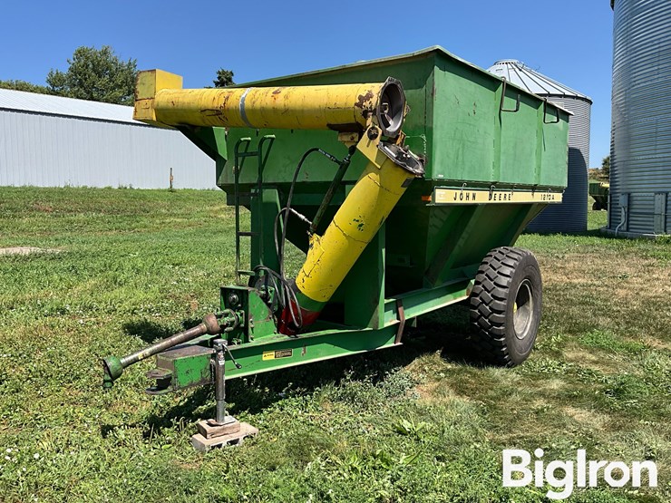 john-deere-1210a-image-1