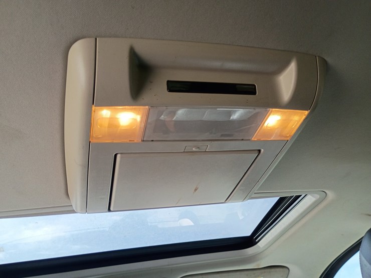 2013-chevrolet-tahoe-image-72