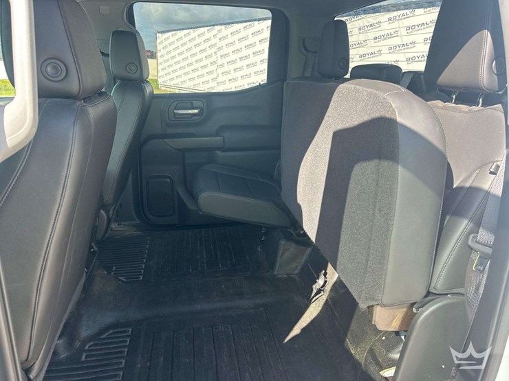 2020-chevrolet-silverado-1500-image-15