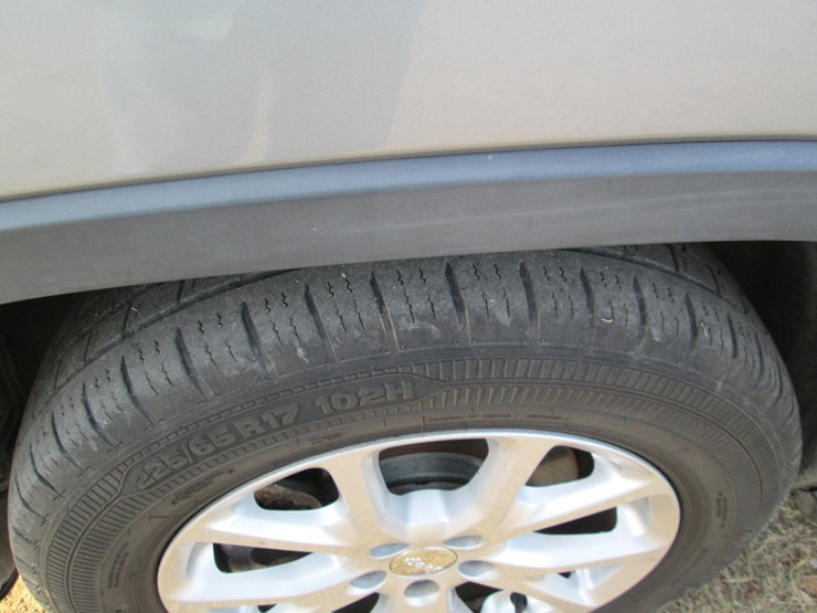 2014-jeep-cherokee-image-13