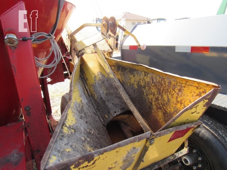 355-new-holland-355-image-17