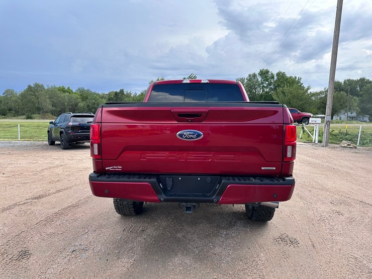 2019-ford-f150-lariat-image-9