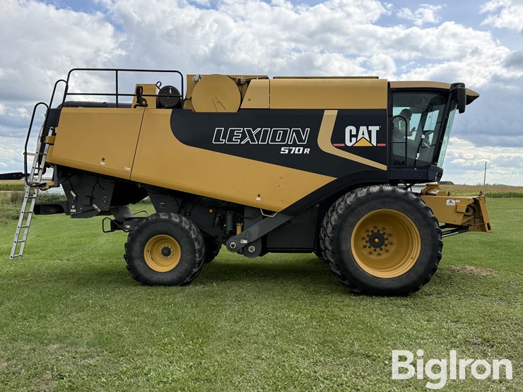 2004-caterpillar-lexion-570r-image-4