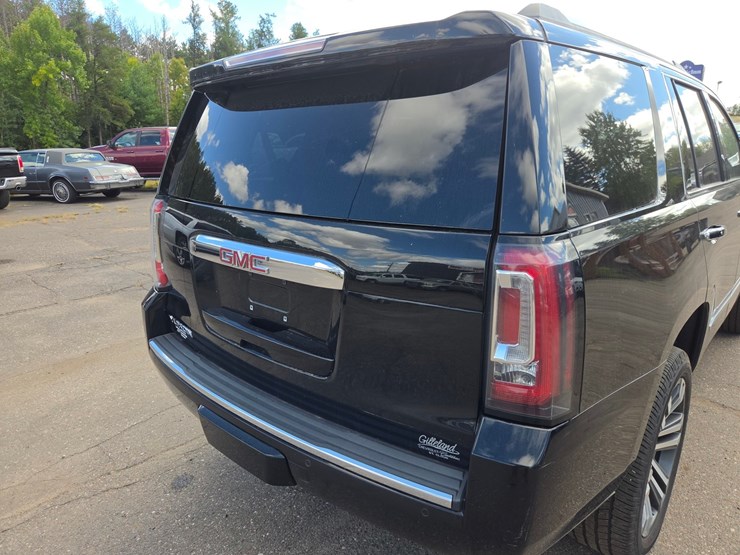 2019-gmc-yukon-image-22