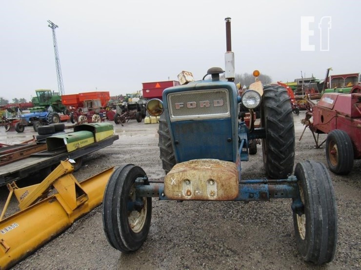 1968-ford-5000-image-2