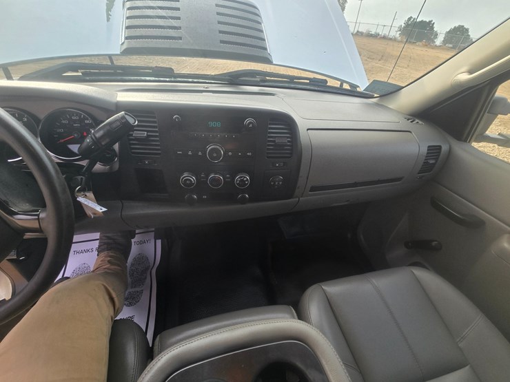 2013-gmc-sierra-3500-image-53
