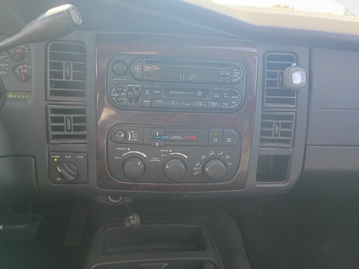 2002-dodge-durango-image-41
