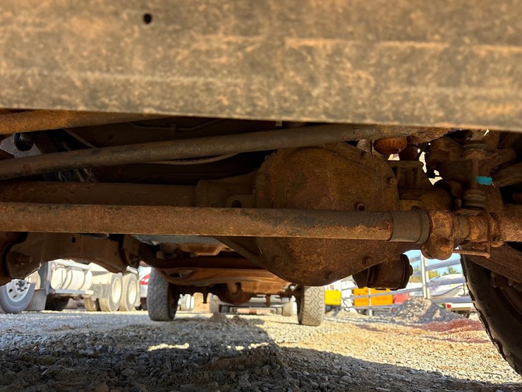 2014-ford-f350-image-45