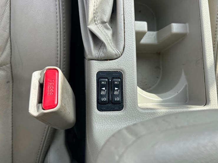 2013-subaru-crosstrek-image-47