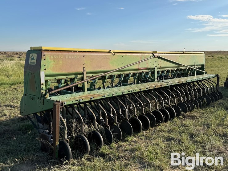 john-deere-520-image-5